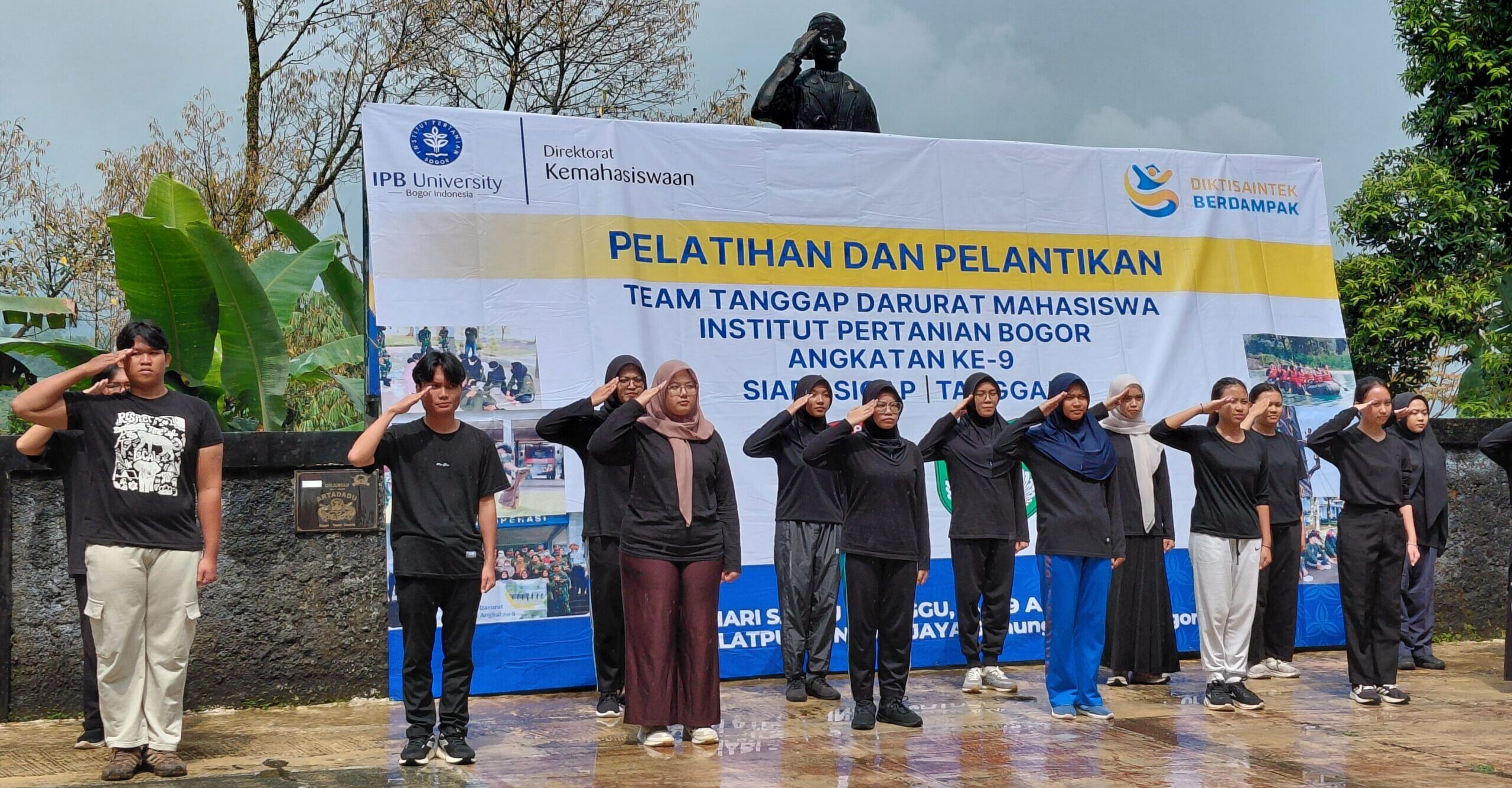 Read more about the article Garda Terdepan Kemanusiaan, 20 Anggota Baru TETADA IPB University Resmi Dilantik di Gunung Bunder