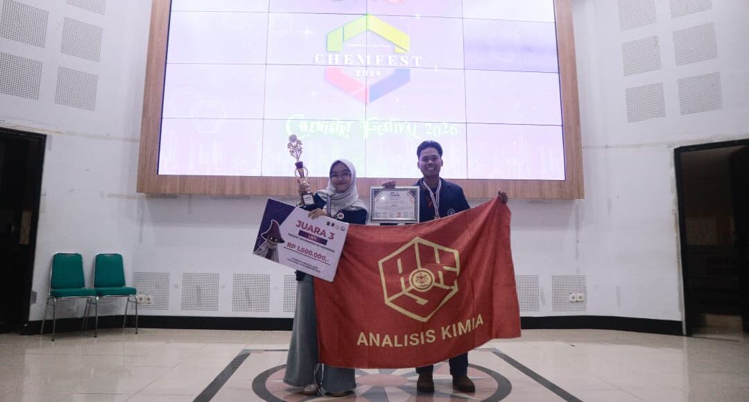 Read more about the article Inovasi Green Chemistry Antar Tim Muhammad Faras Raih Trofi Nasional di Chemistry Festival 2026
