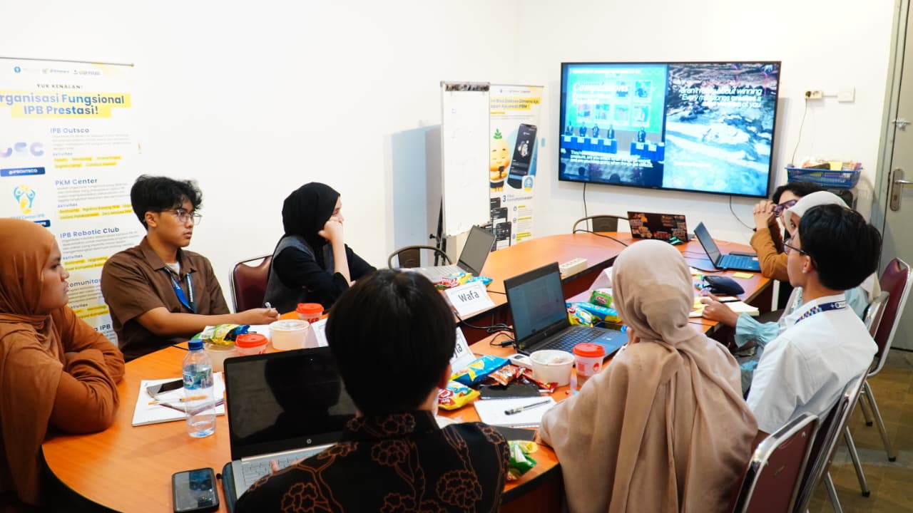 Read more about the article Hadirkan Dua Mahasiswa Berprestasi, Prestasi Development Class #4 Inspirasi Mahasiswa IPB untuk Merancang Masa Depan dari Sekarang